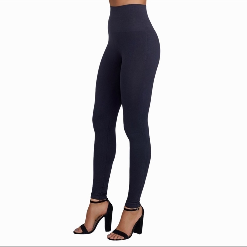 ❤️ SPANX Seamless Legging in Navy Size S/P - L H4-H5